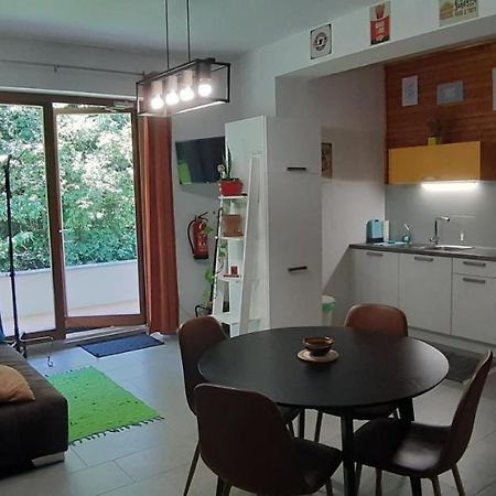 Family House Apartma Мозирие Екстериор снимка